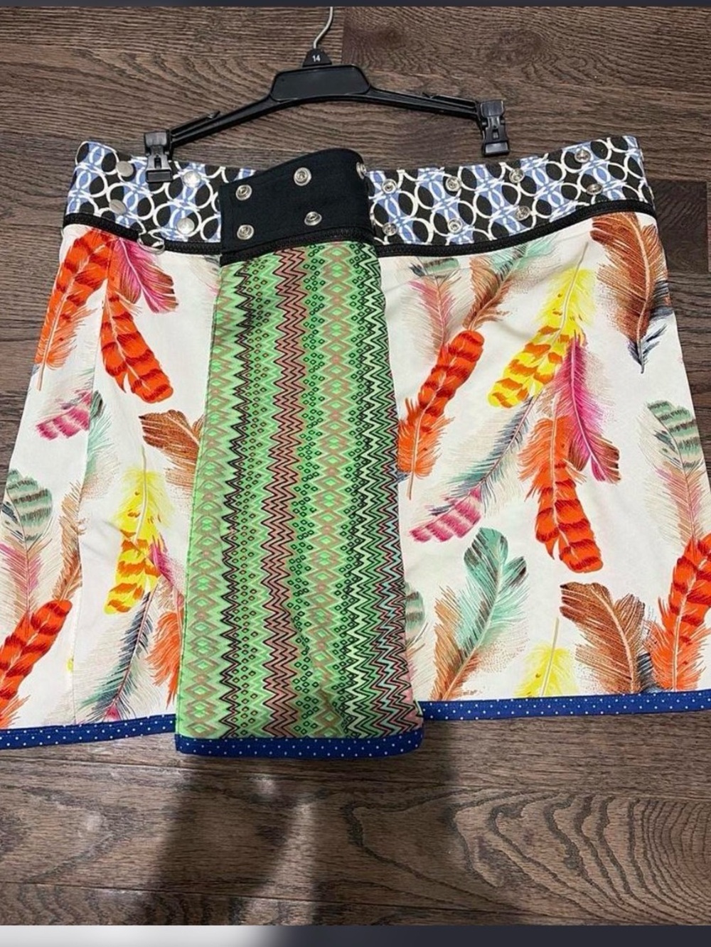 Reversible Feather Print A-Line Skirt in Multicolor - Picture 2 of 5